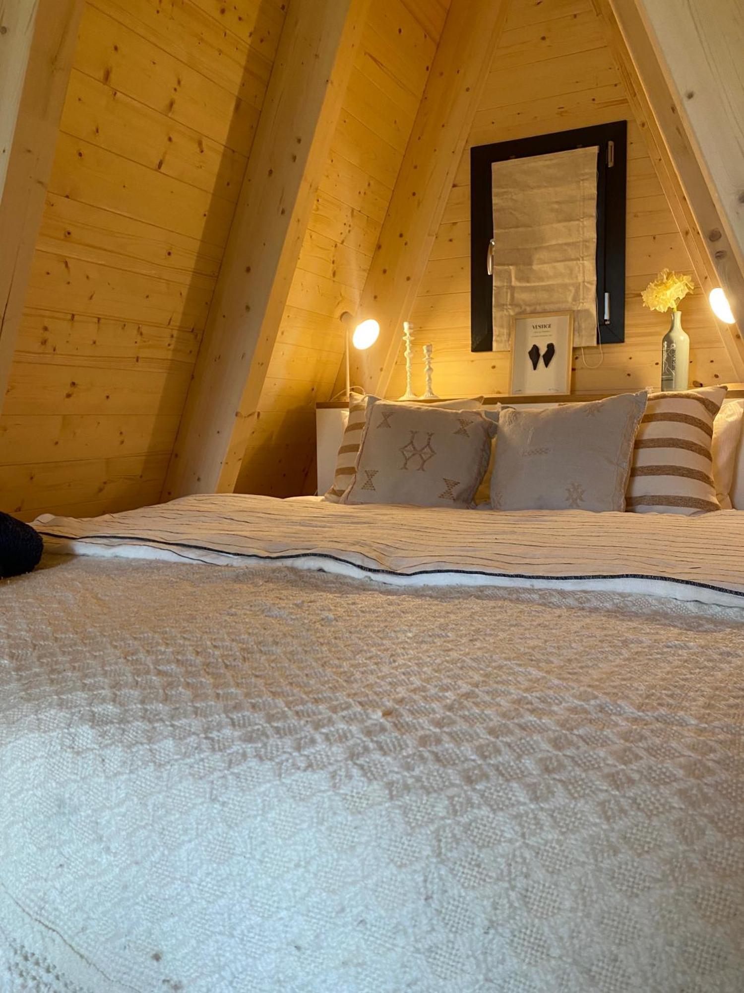 Ecolodges De Reve Dans Un Chateau De Conte De Fees Les-Trois-Moutiers Εξωτερικό φωτογραφία