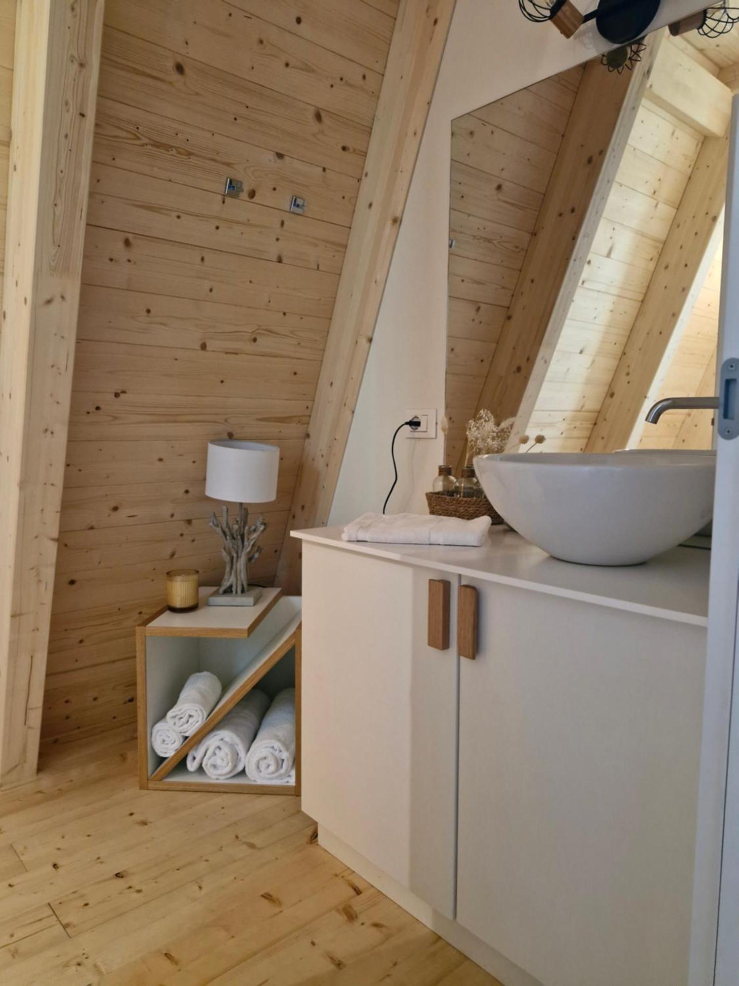 Ecolodges De Reve Dans Un Chateau De Conte De Fees Les-Trois-Moutiers Εξωτερικό φωτογραφία